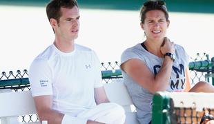 Ali Andy Murray ostaja brez trenerke? Amelie Mauresmo razkrila nosečnost.