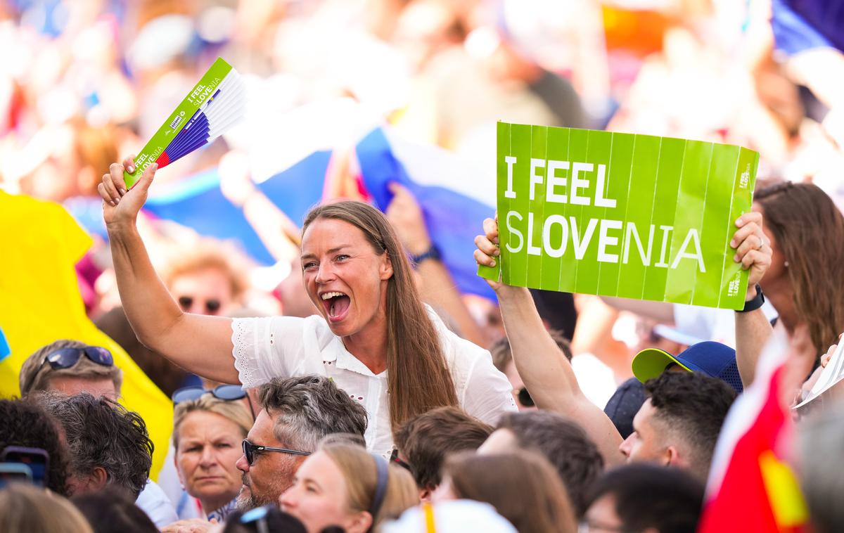 Tina Maze, Pariz 2024 | Za Janjo Garnbret je danes zavzeto navijala še ena slavna Korošica Tina Maze. | Foto www.alesfevzer.com