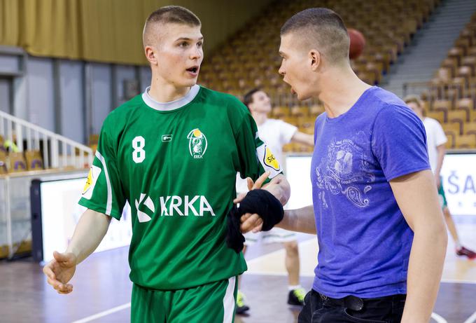 Upa, da se mu bo izpolnila velika želja in bo prihodnje leto zaigral skupaj z bratom Dinom, ki naj bi se povsem zdrav kmalu vrnil v polni pogon. | Foto: Vid Ponikvar