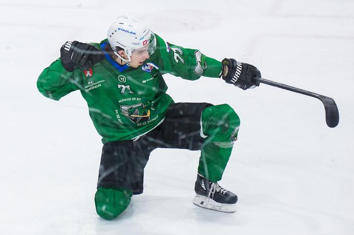 HK Olimpija HDD Jesenice 3. marec 2021 Nejc Brus | Olimpija je za konec rednega dela vknjižila visoko zmago. | Foto Grega Valančič / Sportida