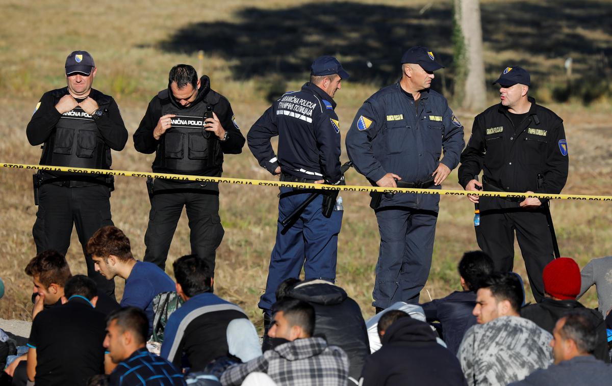 Maljevac | Minister za varnost BiH Dragan Mektić je povedal, da situacija ni enostavna, a da bodo storili vse, da zavarujejo mejo in ne dovolijo migrantom vstopa na Hrvaško. | Foto Reuters