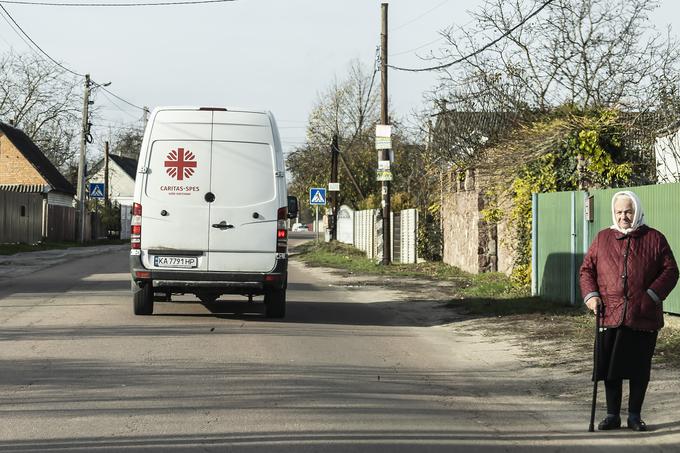 V Karitasovo ljudsko kuhinjo v Žitomirju prihaja vedno več ljudi.  | Foto: Ana Kovač