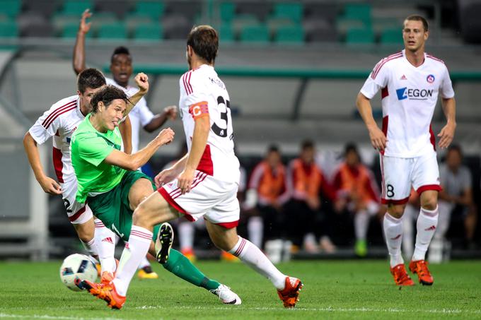 Etien Velikonja želi v soboto premagati Celjane. | Foto: Vid Ponikvar