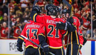 Calgary poskrbel, da je Kopitar še vedno tretji