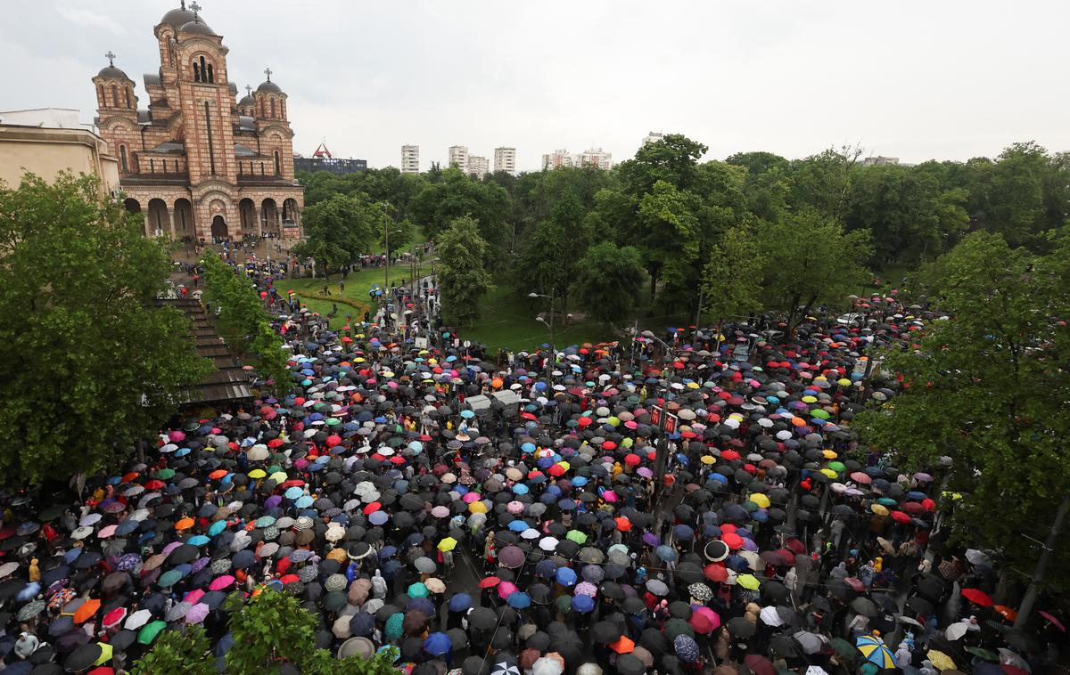 Beograd, shod | Proteste proti nasilju proevropska opozicija organizira po dveh strelskih napadih, ki sta pretresla državo.  | Foto Reuters