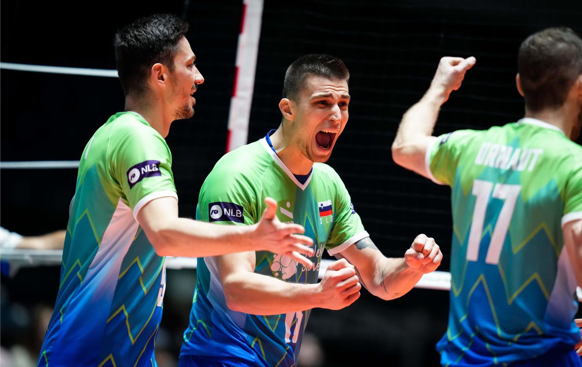 Slovenija Finska odbojka Tokio | Slovenci so na Japonskem zadržali zmagoviti niz. | Foto VolleyballWorld