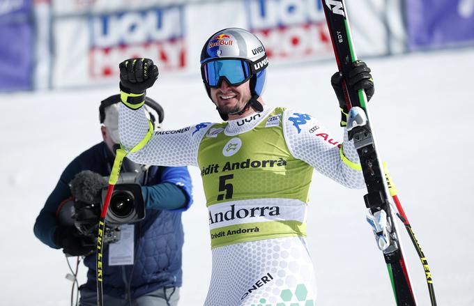 Italijan Dominik Paris je v tej sezoni dobil kar štiri od osmih smukaških tekem, a se je moral v skupnem seštevku zadovoljiti z drugim mestom. | Foto: Reuters