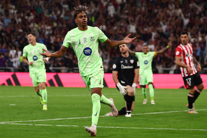 superpokal Barcelona Lamine Yamal | Lamine Yamal in soigralci so polfinale dobili z 2:0. | Foto Reuters