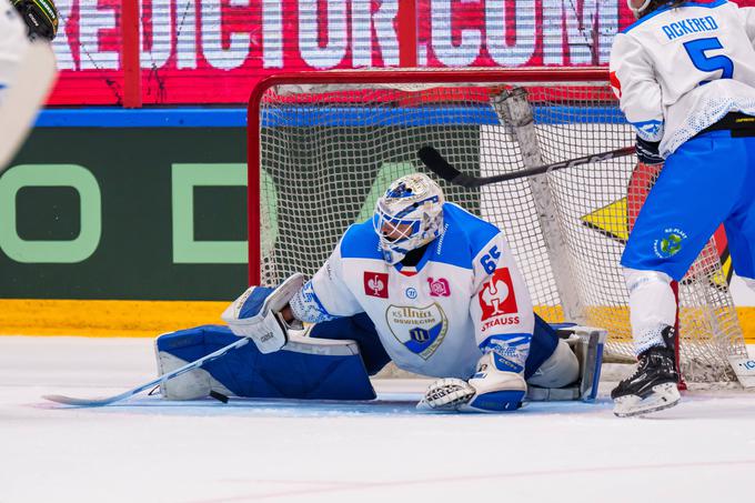 Švedski vratar Linus Lundin je pomemben člen poljske zasedbe. | Foto: Guliverimage