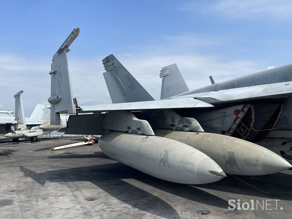 letalonosilka USS Gerald R. Ford