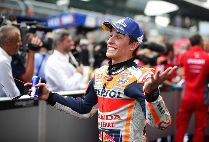 Začetni udarec naj bi izvedel Marc Marquez. | Foto: Reuters