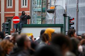 protest Trst proti covidnemu potrdilu 06112021