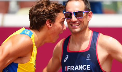 Duplantis zanesljivo v finale, Lavillenie z nekaj težavami