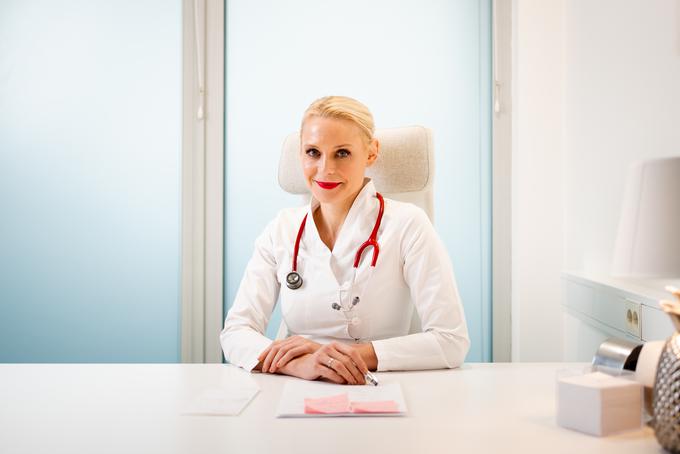 Pediatrinja Tina Božičnik je spremljevalec mnogih otrok v prvih letih njihovega življenja. Zaveda se, kako dovzetni so majhni otroci za vplive slabega zraka. | Foto: Jan Lukanović