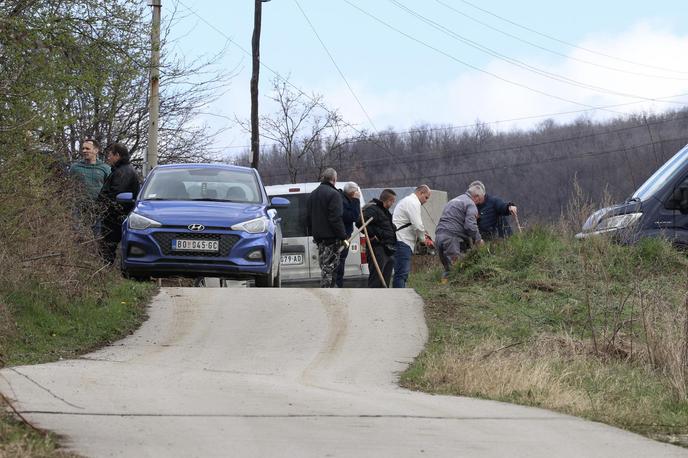 iskanje Danke v Srbiji | Na območju Banjskega polja so prečesali deset kvadratnih kilometrov veliko območje, vendar dveletne deklice Danke niso našli. | Foto Pixsell