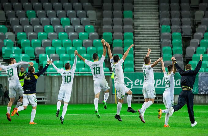 Španec je za Zavrč v 1. SNL debitiral 23. septembra na stadionu Stožice, kjer deluje danes kot trener Olimpije. Haložani so presenetili ljubljanskega favorita z 2:0. | Foto: Vid Ponikvar