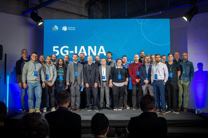 5G-IANA | Sodelujoči v projektu 5G-IANA na zaključnem dogodku, ki ga je gostil Telekom Slovenije | Foto Gaja Hanuna