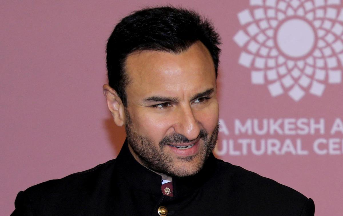 Saif Ali Khan | Saif Ali Khan se je znašel na poti nasilnemu vlomilcu. | Foto Reuters