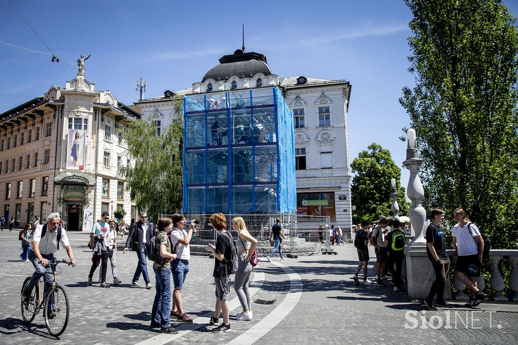 Obnova Prešernovega spomenika.