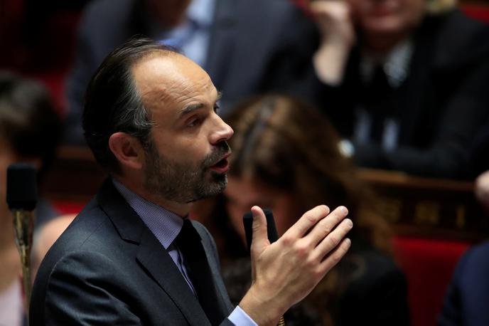 Edouard Philippe | Francoski premier Edouard Philippe je v torek napovedal, da se ligaška tekmovanja to sezono ne bodo mogla več nadaljevati. Zdaj je ta odločitev postala dokončna. | Foto Reuters