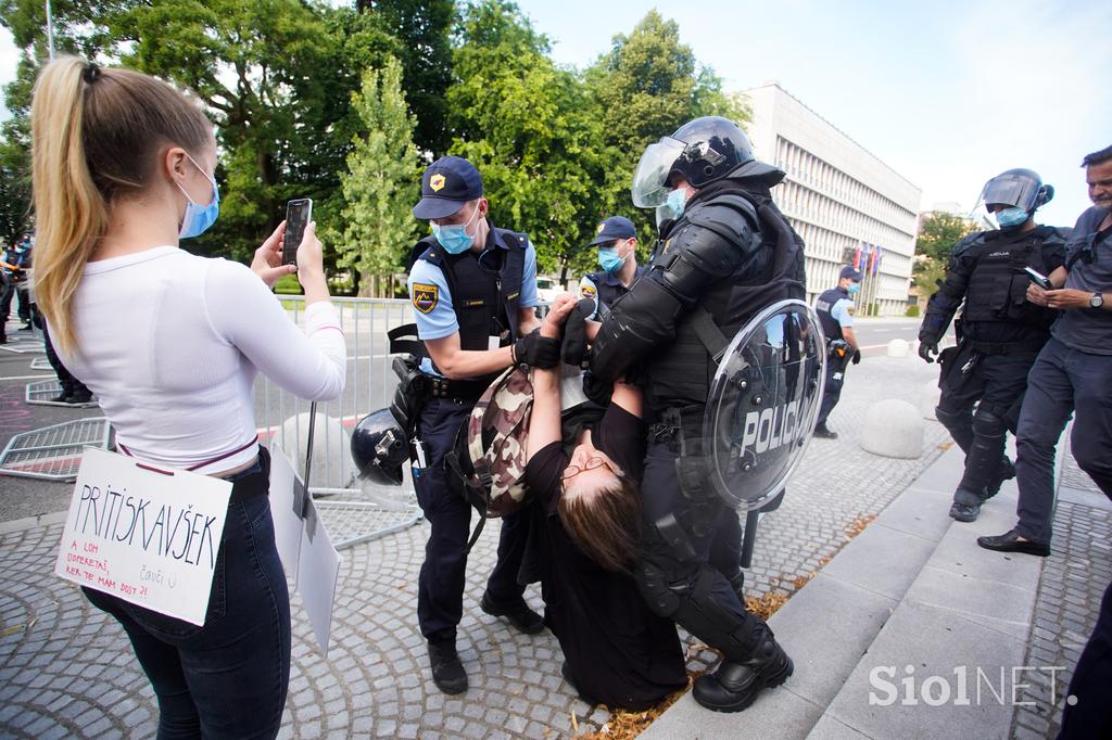 Protest Trg republike