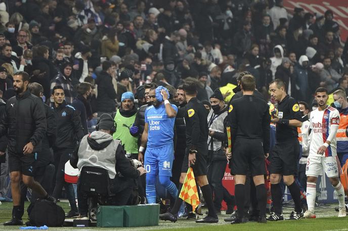 Dimitri Payet | Potrebujemo takojšnje sankcije, pa tudi takojšnjo vsesplošno radikalno oblikovanje zavesti vseh akterjev v nogometu," je po incidentu na tekmi med Lyonom in Marseillom dejala francoska ministrica za šport. | Foto Guliverimage