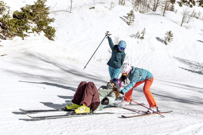 Z dobro smučarsko opremo, lahkimi in mehkimi smučmi, bomo na snegu lahko preživeli več časa in bomo kljub temu manj utrujeni. | Foto: Elan Media