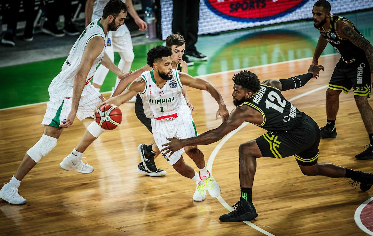 Petrol Olimpija Bayreuth | Scottie Reynolds (v sredini) je dosegel 14 točk, Olimpija pa je doživela nov poraz. | Foto Vid Ponikvar