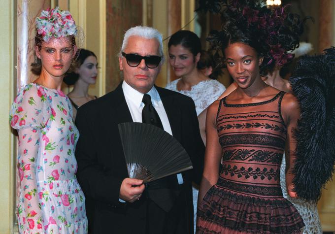 Stella Tennant leta 1997 s Karlom Lagerfeldom in Naomi Campbell | Foto: Reuters