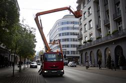 Začeli postavljanje lučk v Ljubljani: toliko naj bi znašali stroški za elektriko #foto