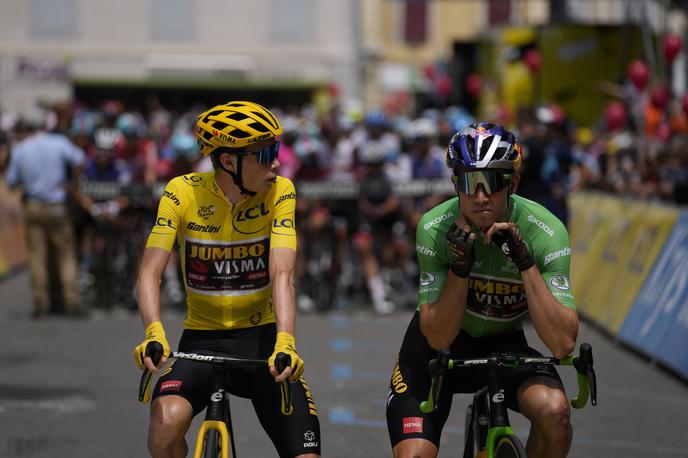 Jonas Vingegaard Wout van Aert | Bo Wout van Aert vse do Pariza pomagal kapetanu in najboljšemu prijatelju Jonasu Vingegaardu? | Foto Guliverimage