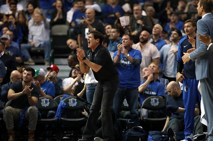 Mark Cuban | Lastnik Dallas Mavericks Mark Cuban je bil navdušen nad predstavo Luke Dončića, hkrati pa poudaril, da je pred njim še dolga pot. | Foto Getty Images