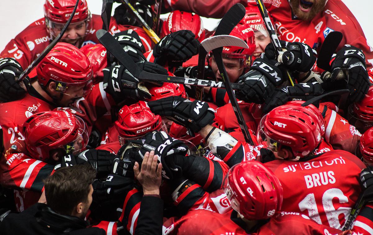 HDD Jesenice Val Pusteria | Na Jesenicah so razširili strokovni štab. | Foto Peter Podobnik/Sportida