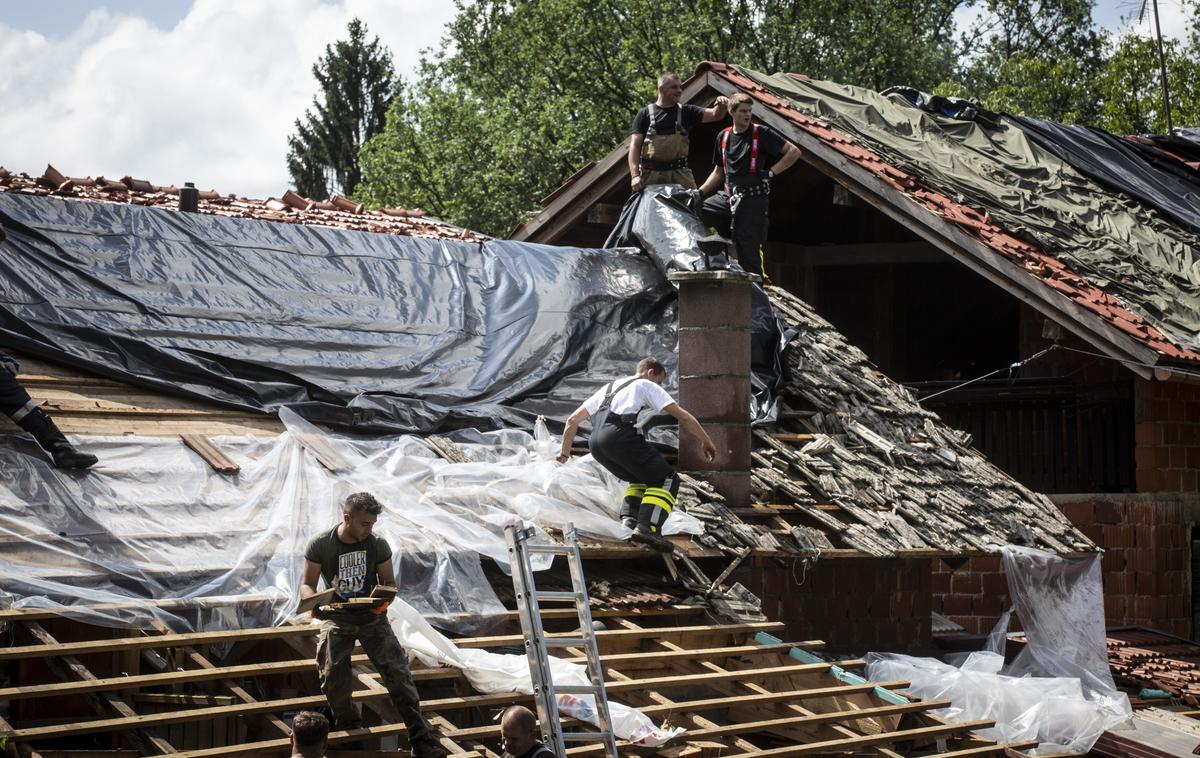 Posledice toče v Črnomlju, v Beli krajini. | Foto Bojan Puhek