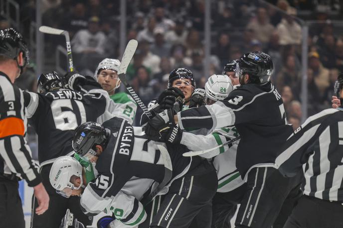 Los Angeles Kings : Dallas Stars | Kralji so proti Dallasu hitro povedli, na koncu pa izgubili z 1:4. | Foto Reuters