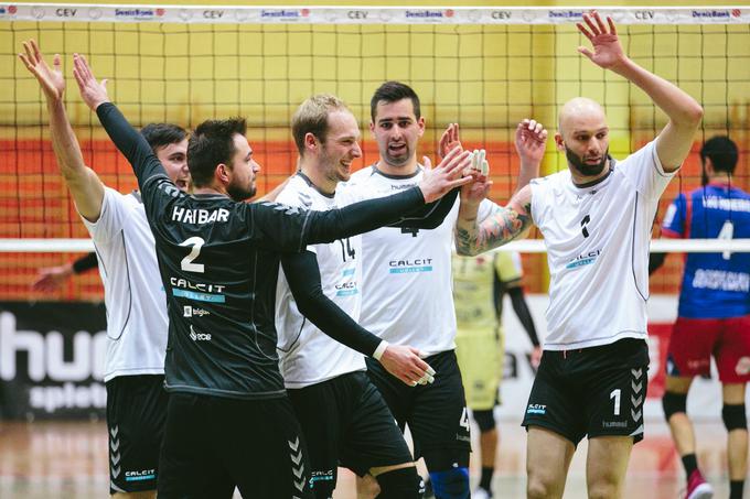 Odbojkarji Calcit Volleyja so se morali zadovoljiti z drugim mestom. | Foto: Calcit Volleyball