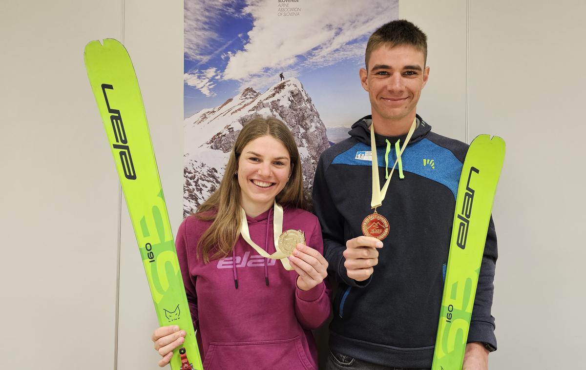 Klara Velepec Klemen Španring | Klara Velepec in Klemen Španring sta poskrbela za dve zlati medalji na svetovnem prvenstvu v turnem smučanju. | Foto Manca Ogrin/PZS