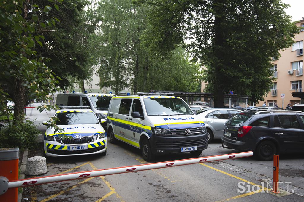 Rop bencinskega servisa v Ljubljani in prijetje storilca.