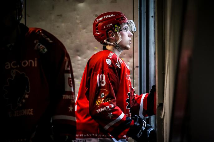 Jesenice Gašper Seršen | Jeseničani so na prvi tekmi nove sezone državnega prvenstva s 7:0 premagali Mariborčane. | Foto Matic Klanšek Velej/Sportida