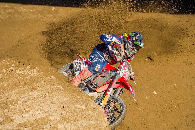  Gajser je z 19 leti najmlajši svetovni prvak v elitni kategoriji MXGP.   | Foto: Facebook