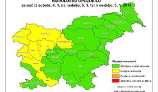 Padavine se bodo okrepile, nekatere reke lahko poplavijo