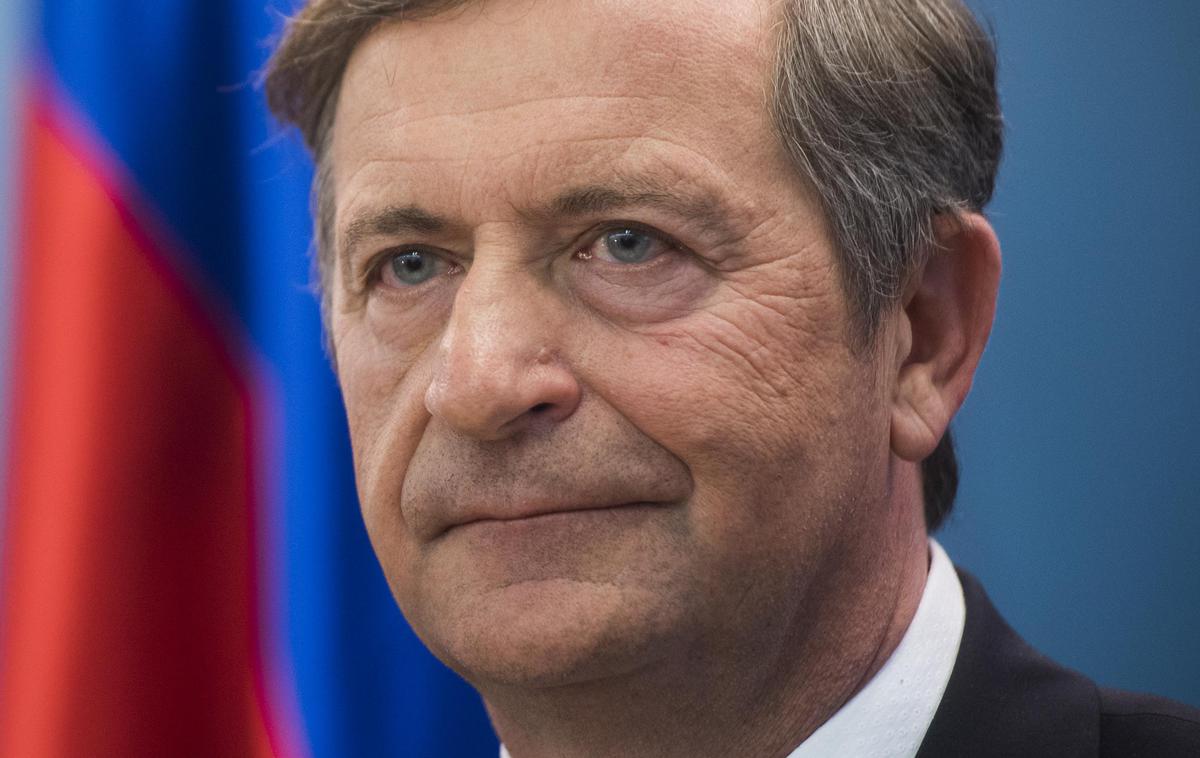 Karl Erjavec se je svojim poslancem opravičil | Foto STA