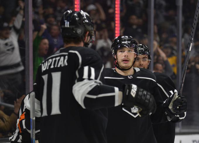 Dustin Brown že trenira. | Foto: Reuters