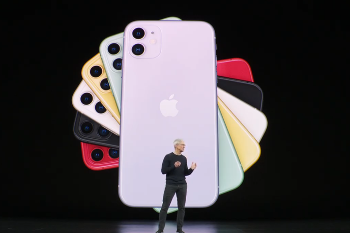 iPhone 11 | iPhone 11 bo zaradi cene in številnih izjemnih lastnosti morda največja letošnja Applova prodajna uspešnica. | Foto Matic Tomšič / Posnetek zaslona