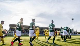 Olimpija pred dva tisoč gledalci ugnala Radomlje, Zavrč slavil v Novem mestu