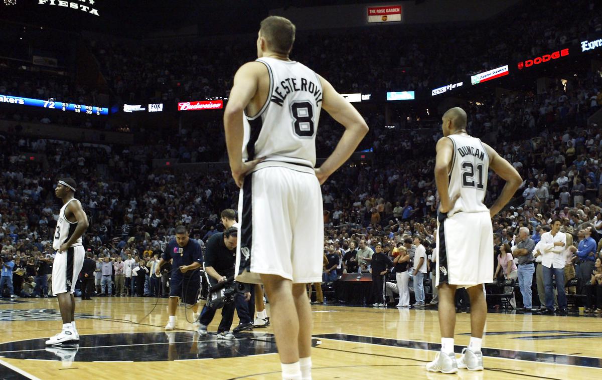 Nesterović in Duncan | Foto Getty Images