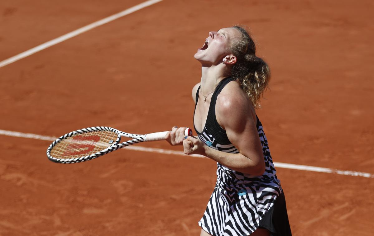 Katerina Siniakova | Katerina Siniakova je pripravila presenečenje dneva v Parizu. | Foto Reuters