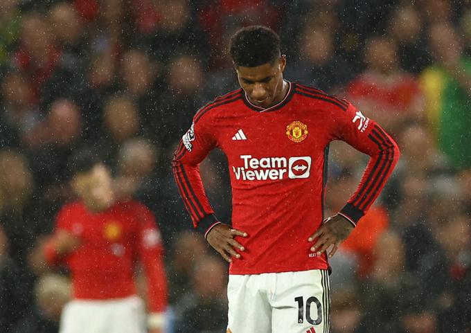 Potrti obrazi nogometašev Manchestera. Marcus Rashford in soigralci so bili povsem nemočni. | Foto: Reuters