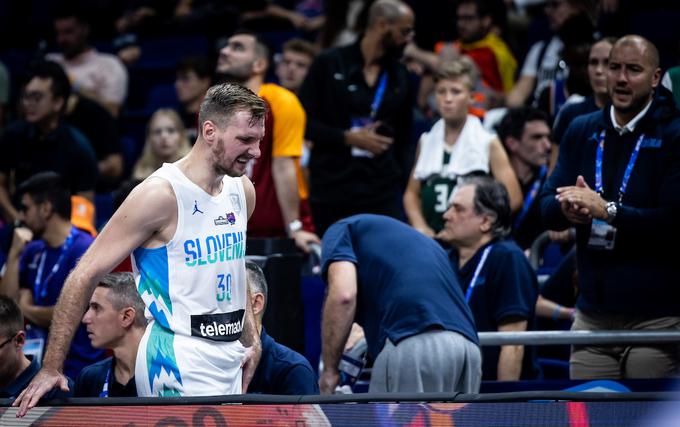 Zoran Dragić v drugem polčasu ni igral. | Foto: Vid Ponikvar/Sportida