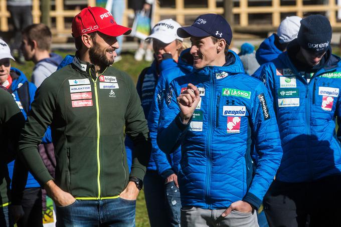 Slovenski biatlonec Jakov Fak je v Pjongčangu pritekel in pristreljal še do druge medalje na olimpijskih igrah. V novi sezoni bo spet prišel čas za svetovno prvenstvo, na teh je do zdaj osvojil dve zlati odličji, ima pa še tri druga: "Svetovno prvenstvo je precej lažji cilj kot vsa sezona. Za vso sezono mora biti vse na visoki ravni. Od pripravljenosti do materiala. Če tam ne bomo imeli nobenih težav, ni razloga za skrb. Svetovno prvenstvo je lažji cilj, ker se lahko forma tempira za nekatere tekme." | Foto: Grega Valančič/Sportida